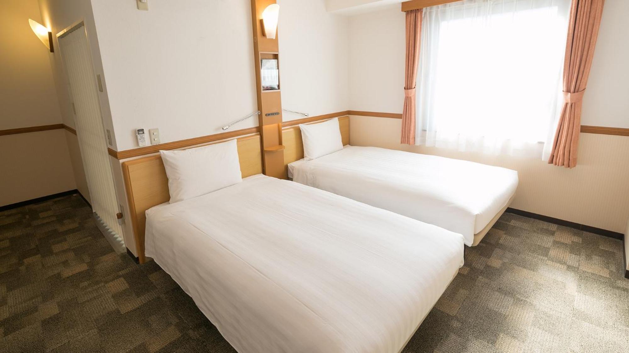 Toyoko Inn Tokyo Shinagawa-Eki Takanawa-Guchi Exterior foto