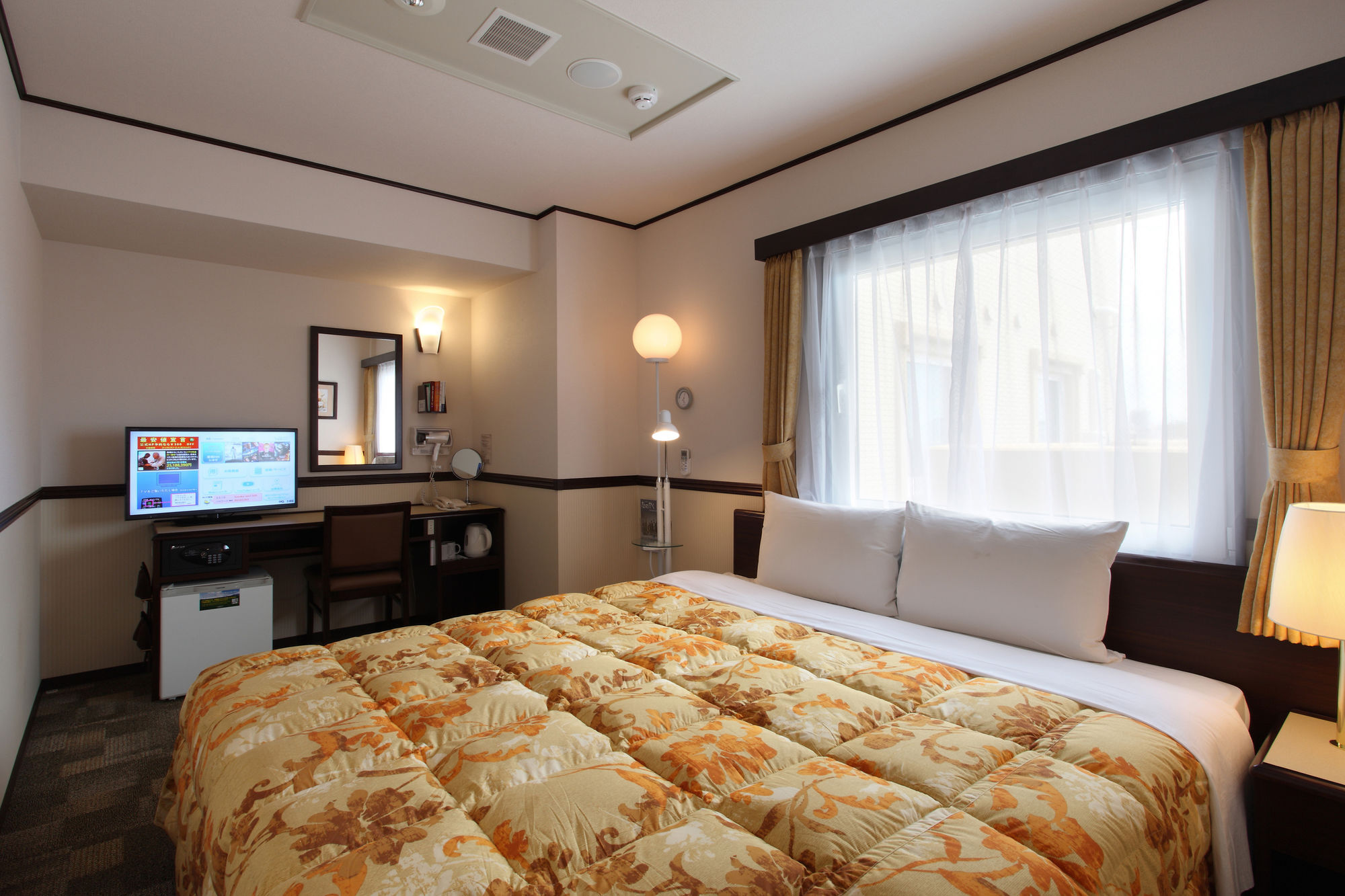 Toyoko Inn Tokyo Shinagawa-Eki Takanawa-Guchi Exterior foto